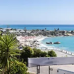 Luxury Clifton Studio Steps To Iconic First Beach