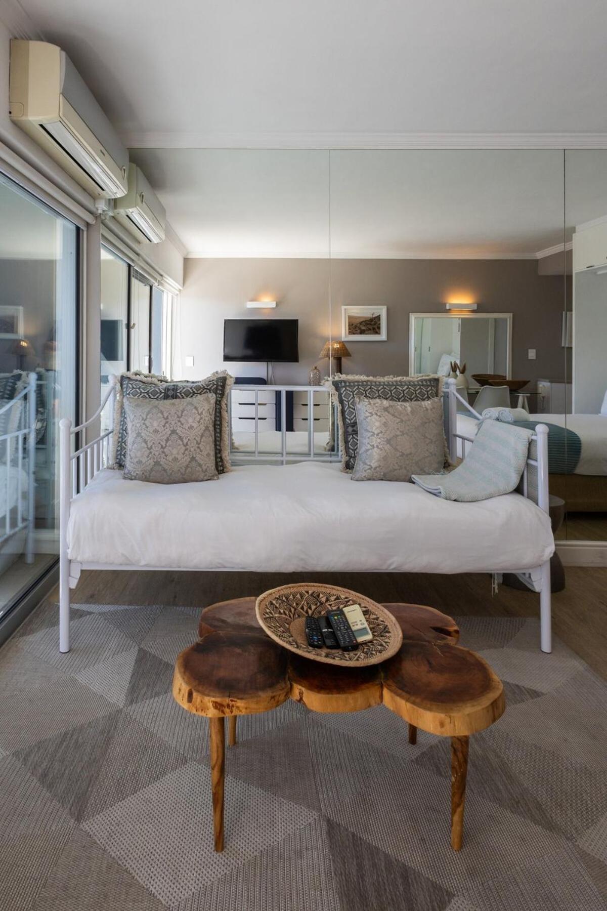 Appartement Luxury Clifton Steps To Iconic First *